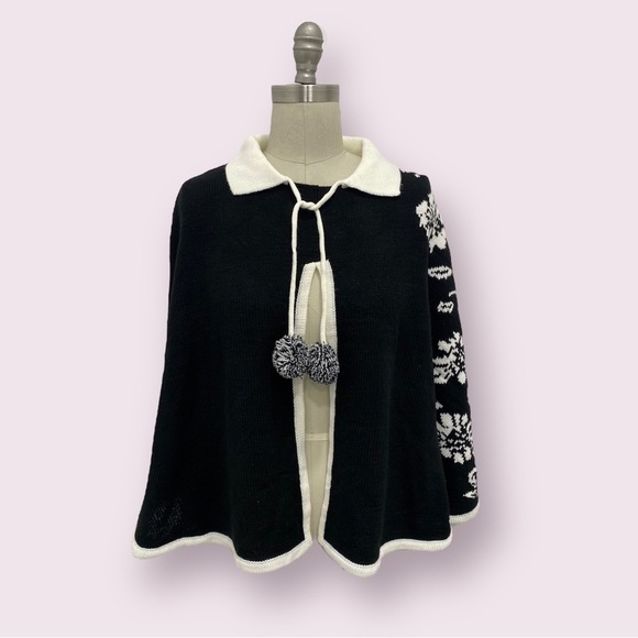 Audrey & Grace Accessories - Women’s Knit Floral Pullover Wrap Audrey & Grace Black And White Size OS